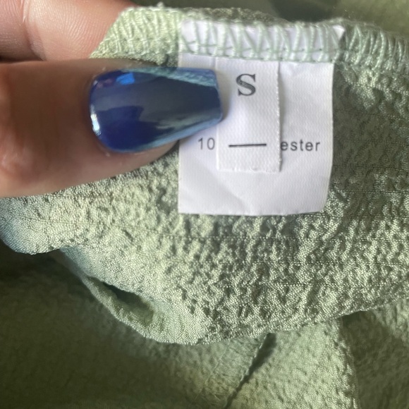 NWOT Rompers - Picture 2 of 4